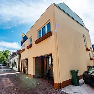  Apartment Sunny Spacious De Bijenkorf